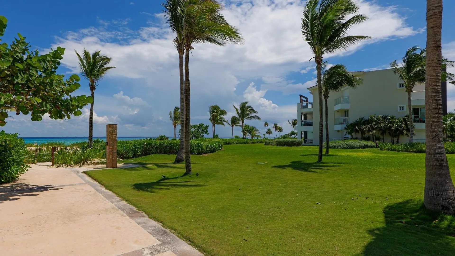 아파트 Seaside Serenity Retreat At Mareazul Norte 신데 델 카르멘